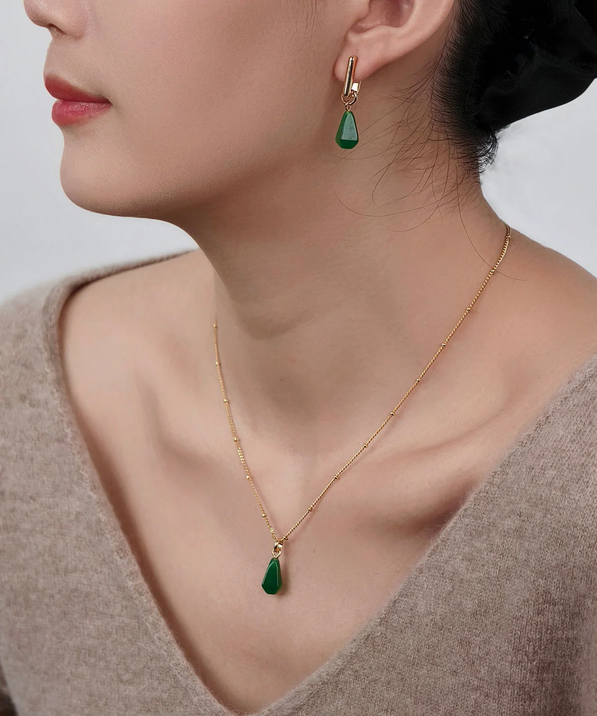2026 New Green Sterling Silver Water Droplet Agate Pendant Necklace - Image 3