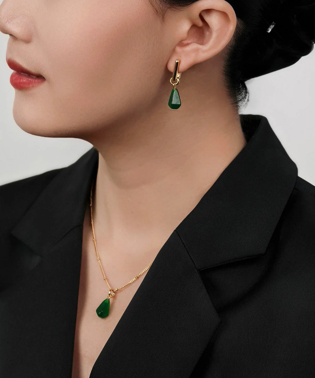 2026 New Green Sterling Silver Water Droplet Agate Pendant Necklace - Image 5