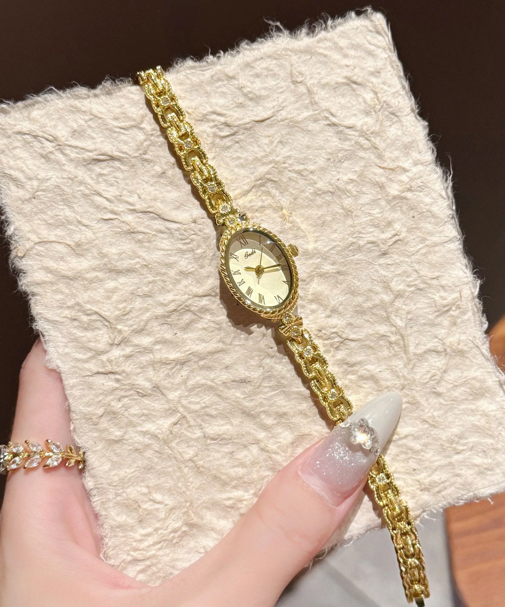 2026 New Silk Alloy Zircon Quartz Movement Watches - Image 5