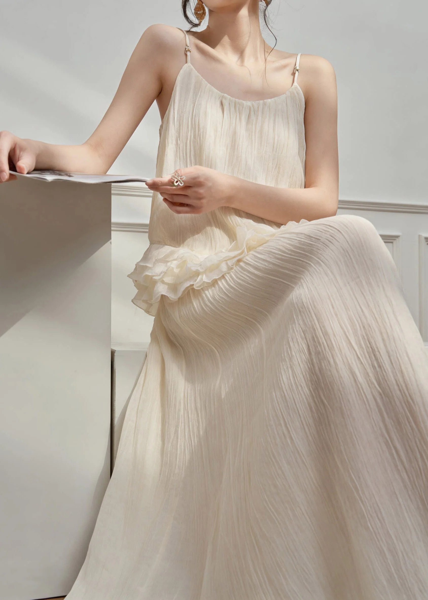 2026 New White O-Neck Vest And Maxi Skirts Two Pieces Set Sleeveless - Image 5