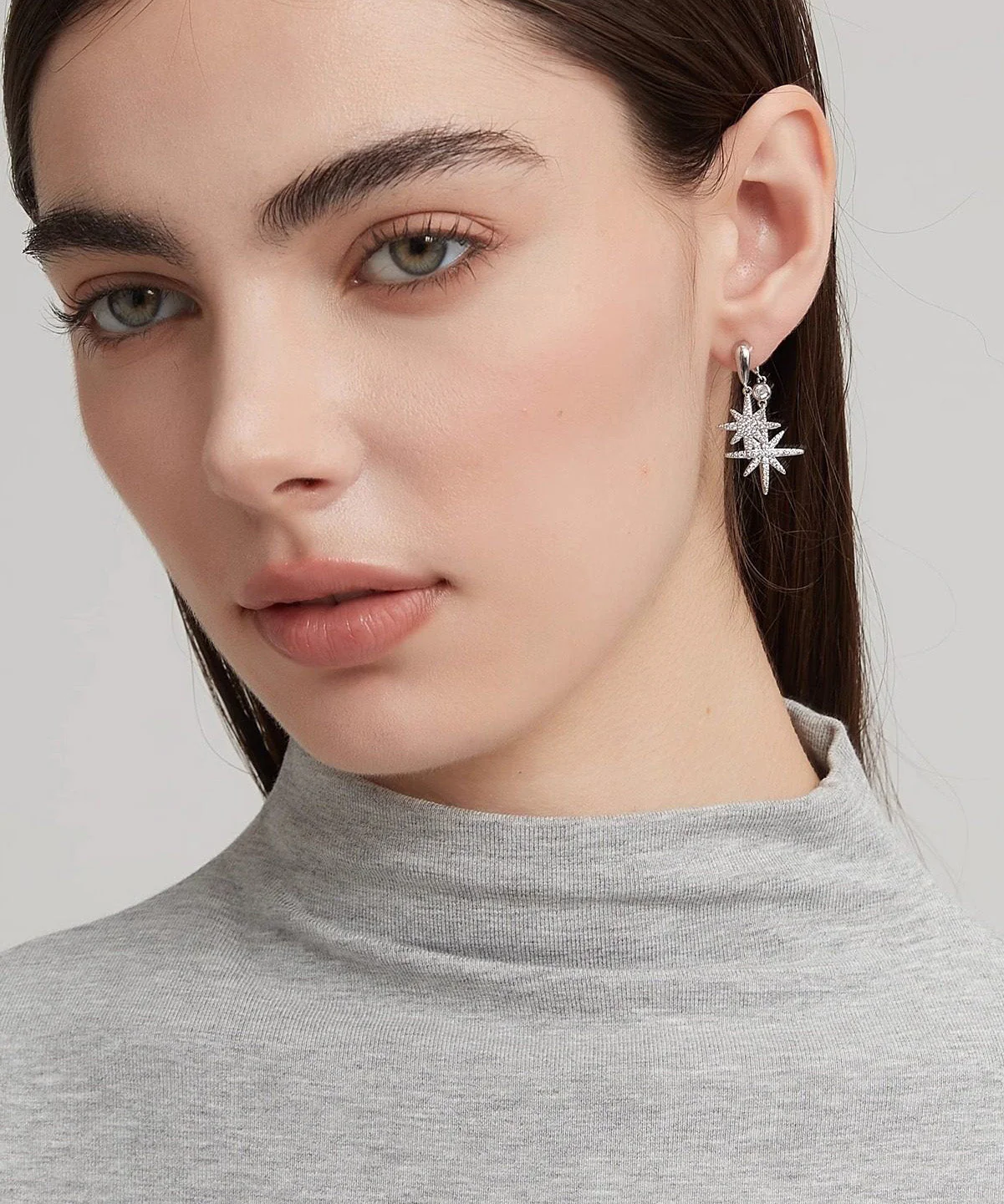 A Light Luxury Zircon Silver Two Wearing Octagonal Earrings - Image 2