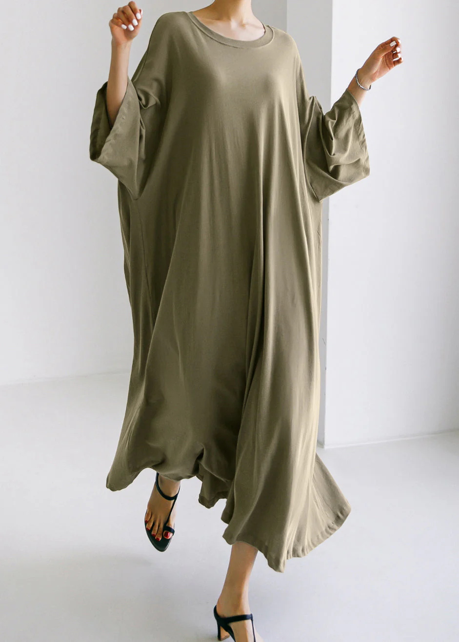 Army Green O-Neck Cotton Maxi Dress Long Sleeve - Image 2