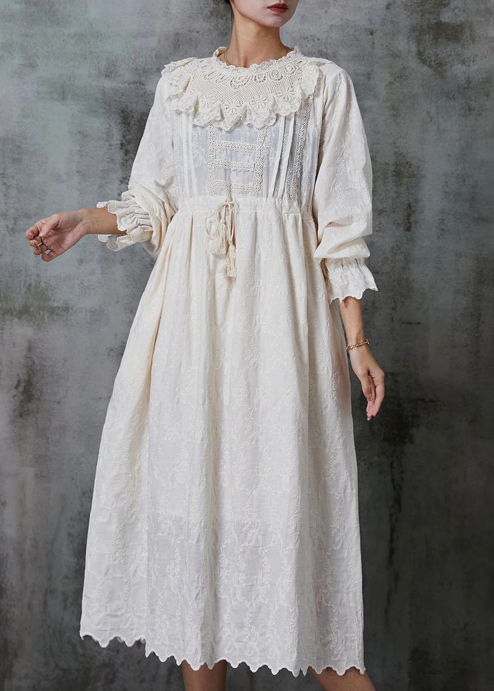 Art Beige Embroidered Patchwork Lace Cotton Cinched Dress Spring - Image 3