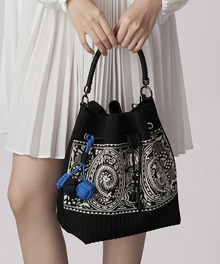 Art Black Jacquard Drawstring Cotton Pouch Handbag - Image 4
