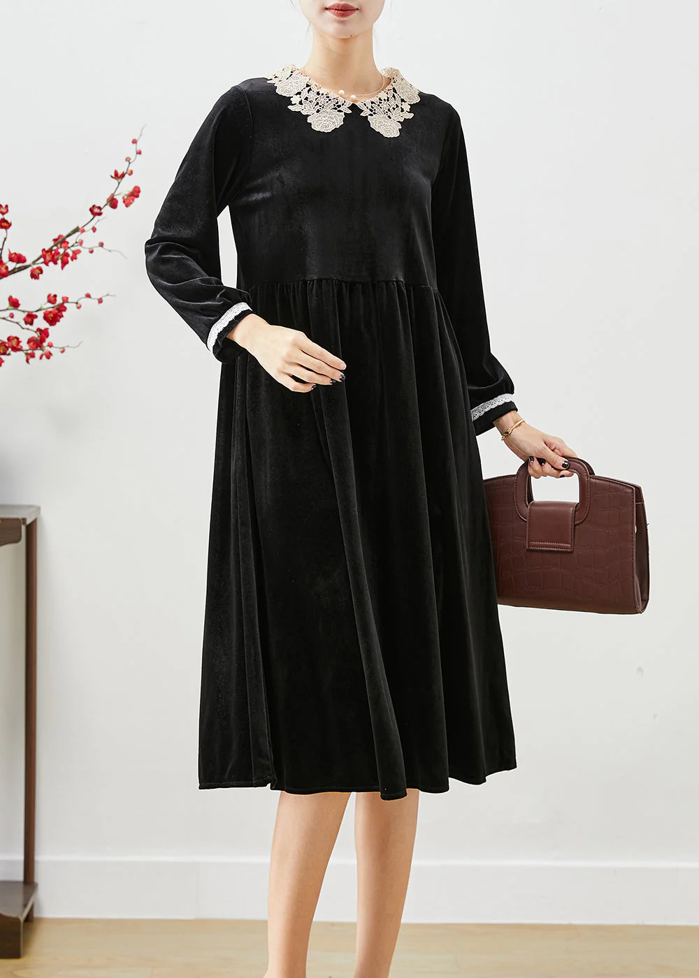 Art Black Peter Pan Collar Lace Patchwork Silk Velour Dress Fall - Image 3