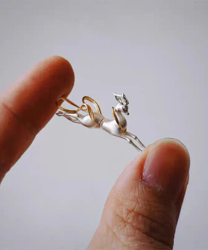 Art Gold Streamers Dunhuang Little Deer Gold Plated Single Stud Earrings - Image 5