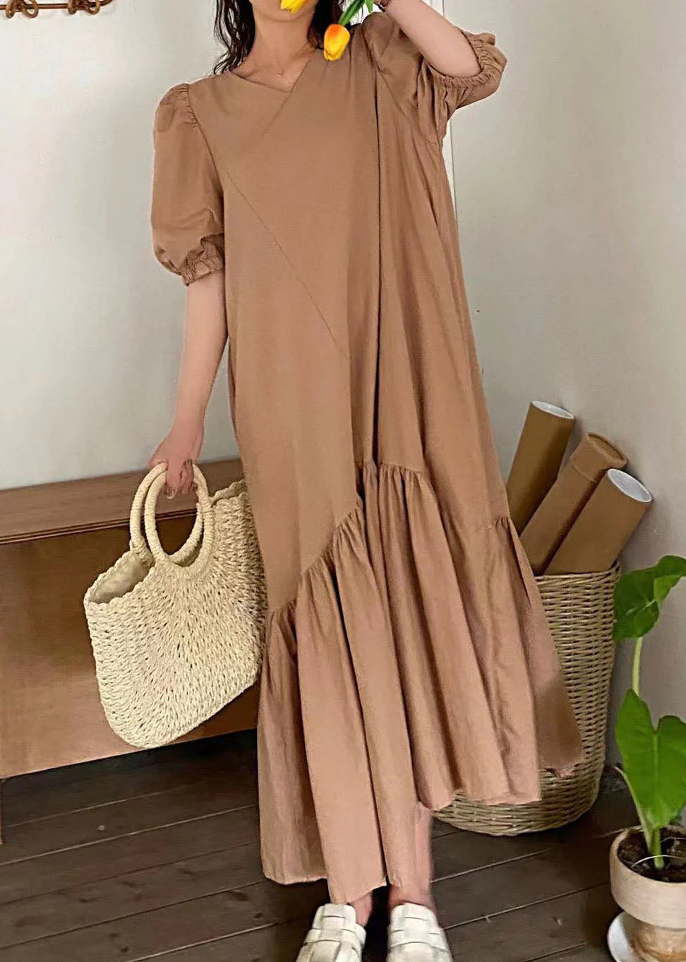 Art Khaki V Neck Patchwork Wrinkled Cotton Long Dress Puff Sleeve - Image 2