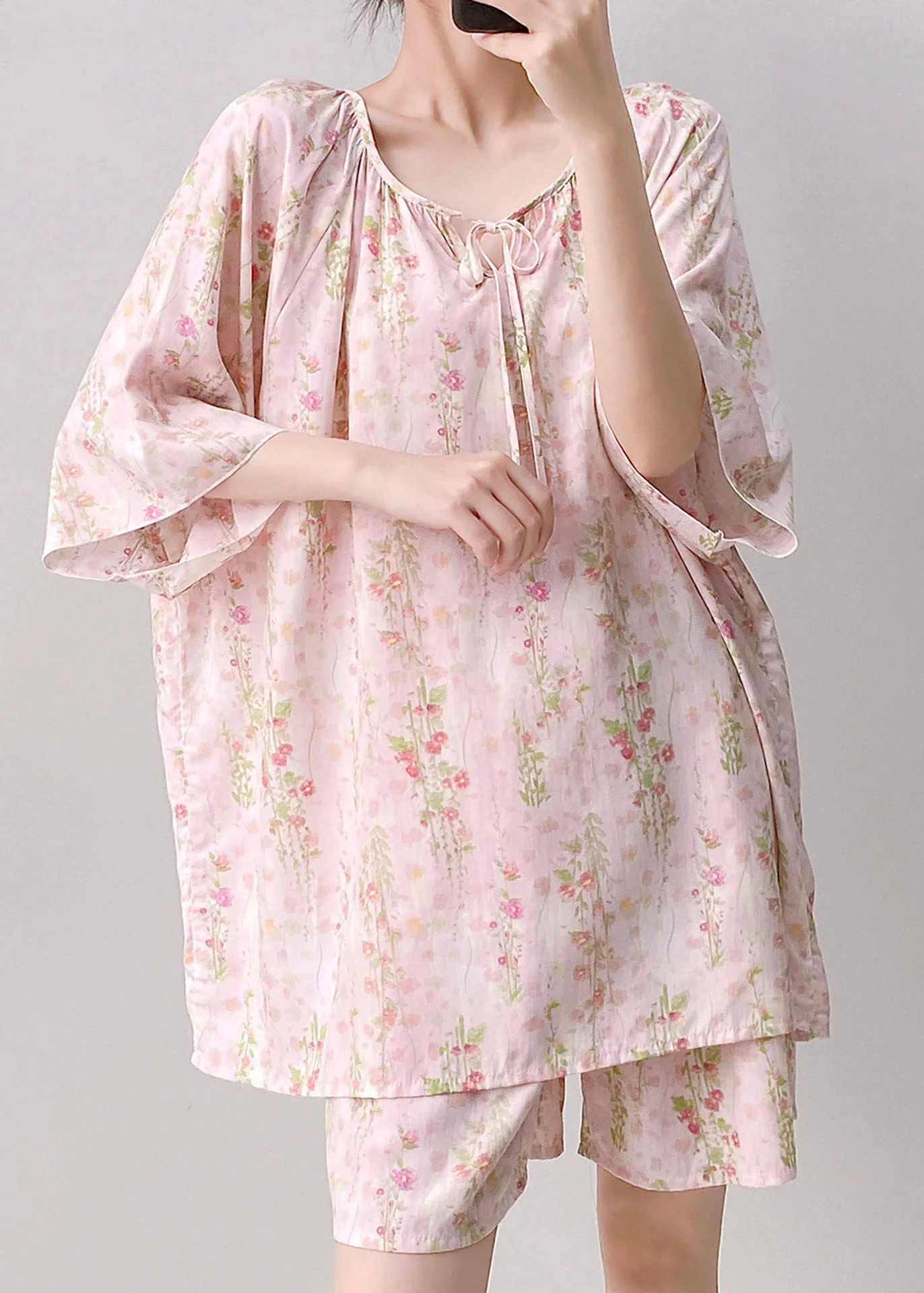 Art Pink Tie Lace Top And Shorts Pajama Set Summer - Image 3