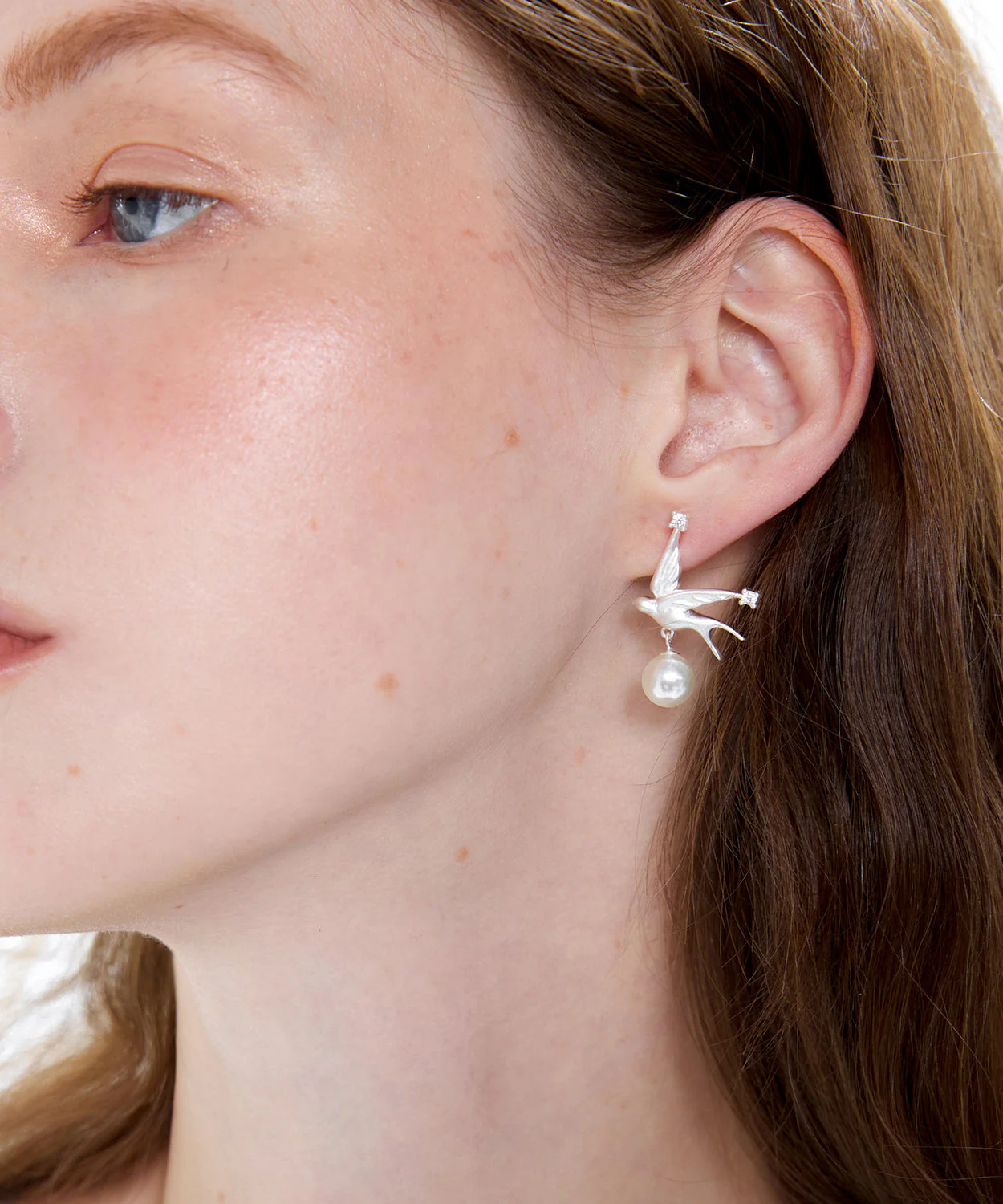 Art Silver Zircon Little Bird Pearl Silver Drop Earrings - Image 4