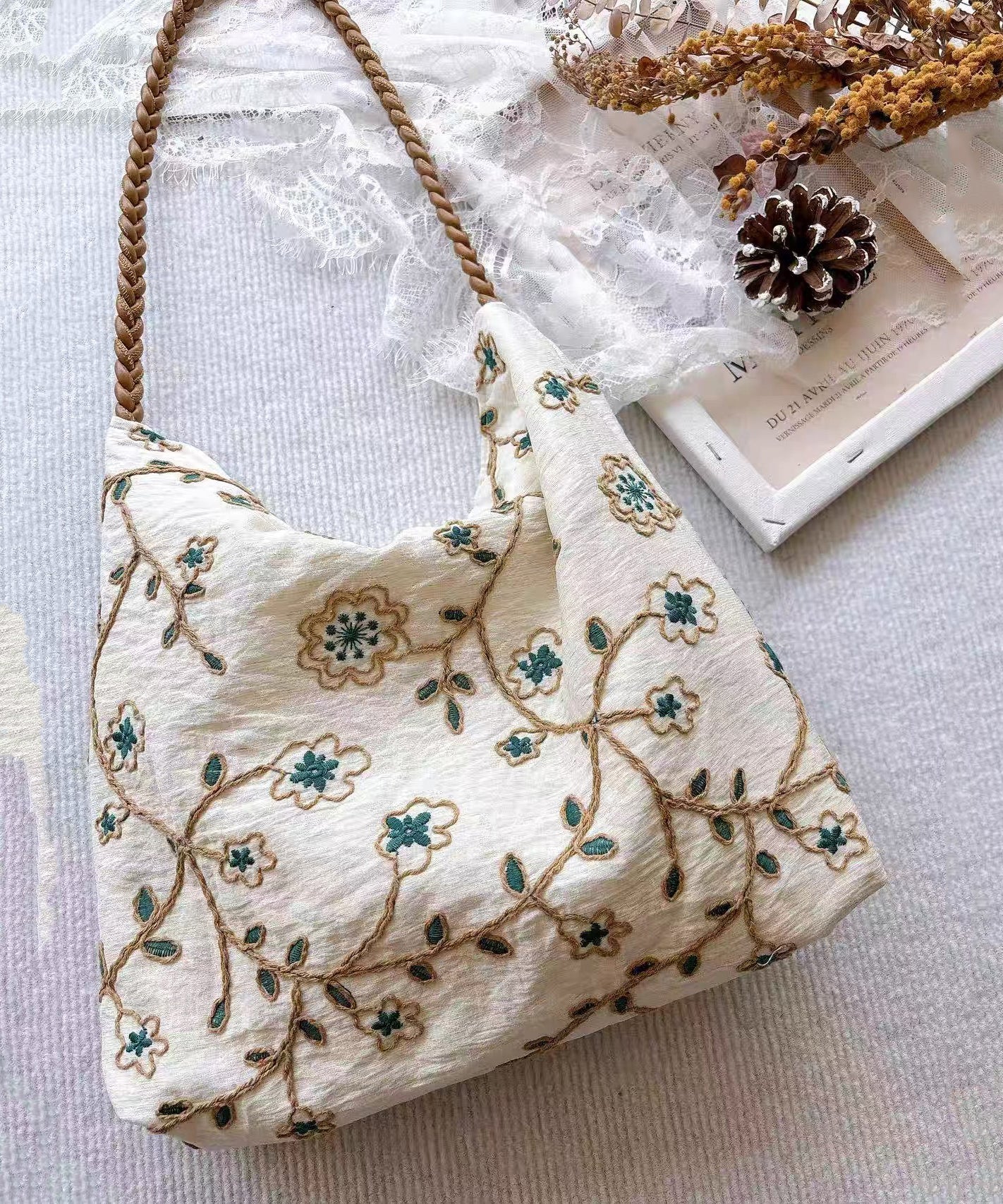 Art White Embroidered Cotton Shoulder Bags - Image 2