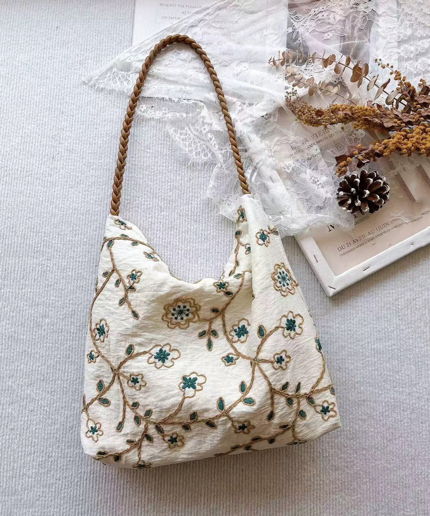 Art White Embroidered Cotton Shoulder Bags - Image 5