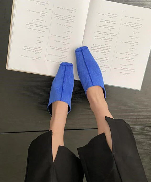 Beautiful Blue Faux Leather Elegant Thong Sandals - Image 4