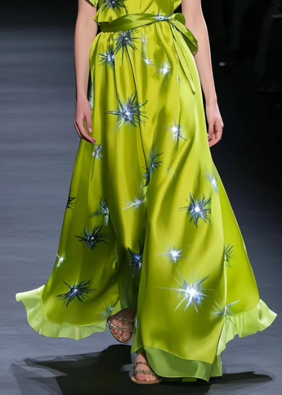 Beautiful Grass Green Twinkling Star Print Silk Tunic Dress Summer - Image 4