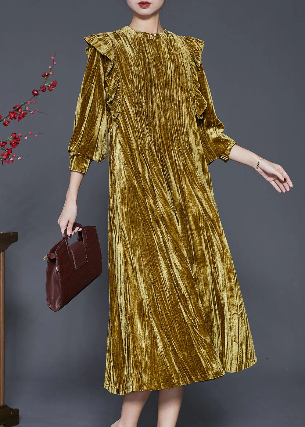 Beautiful Green Ruffled Wrinkled Silk Velvet Holiday Dress Spring - Image 2