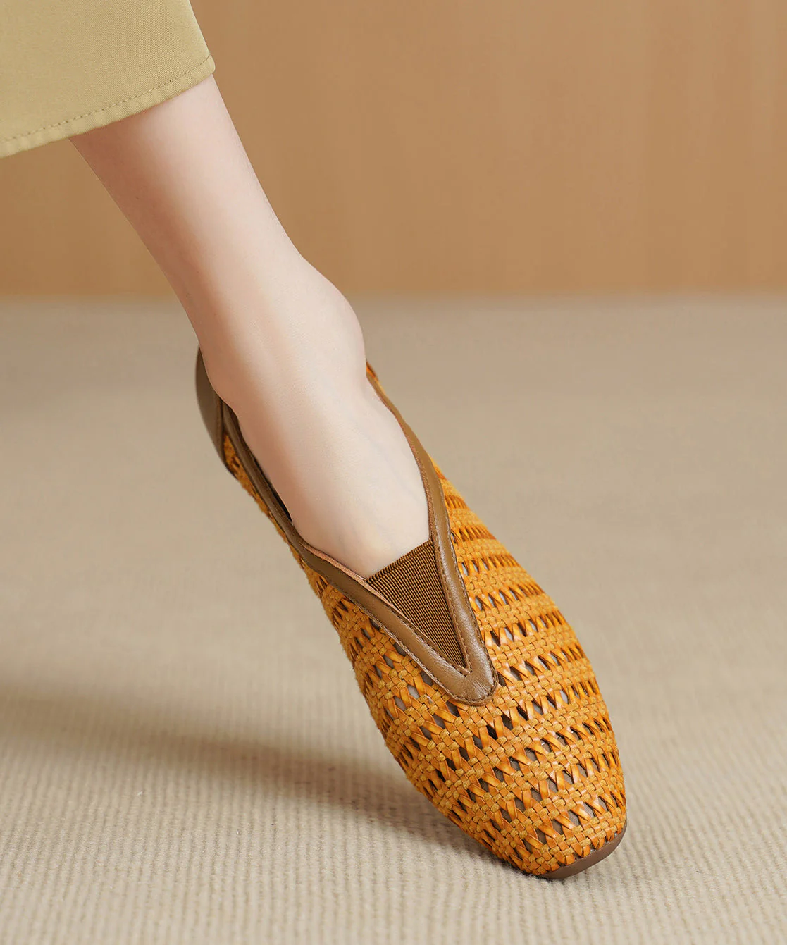 Beautiful Hollow Out Chunky Sandals Brown Sheepskin - Image 4