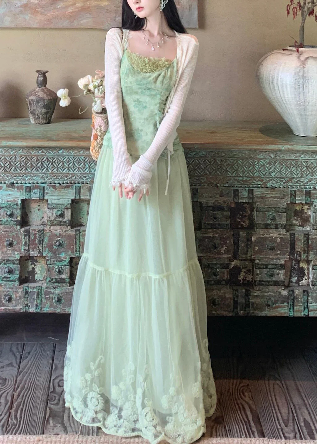 Beautiful Light Green Embroidered Floral Lace Vest And Maxi Skirts Two Pieces Set Sleeveless - Image 3
