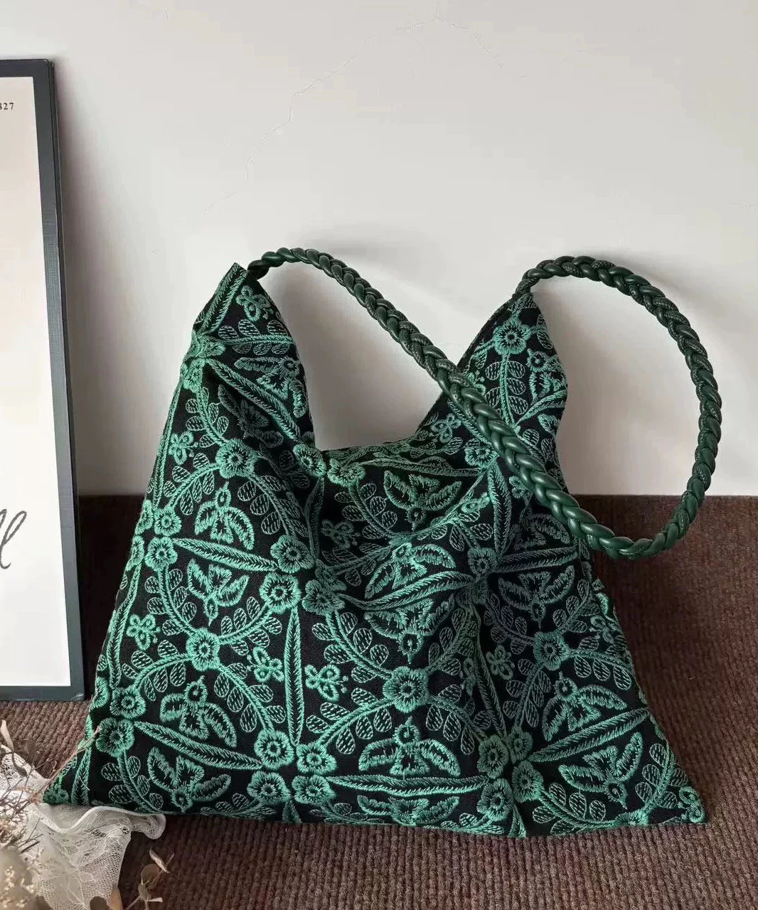 Beautiful Peacock Green Embroidered Daisy Cotton Shoulder Bags - Image 4