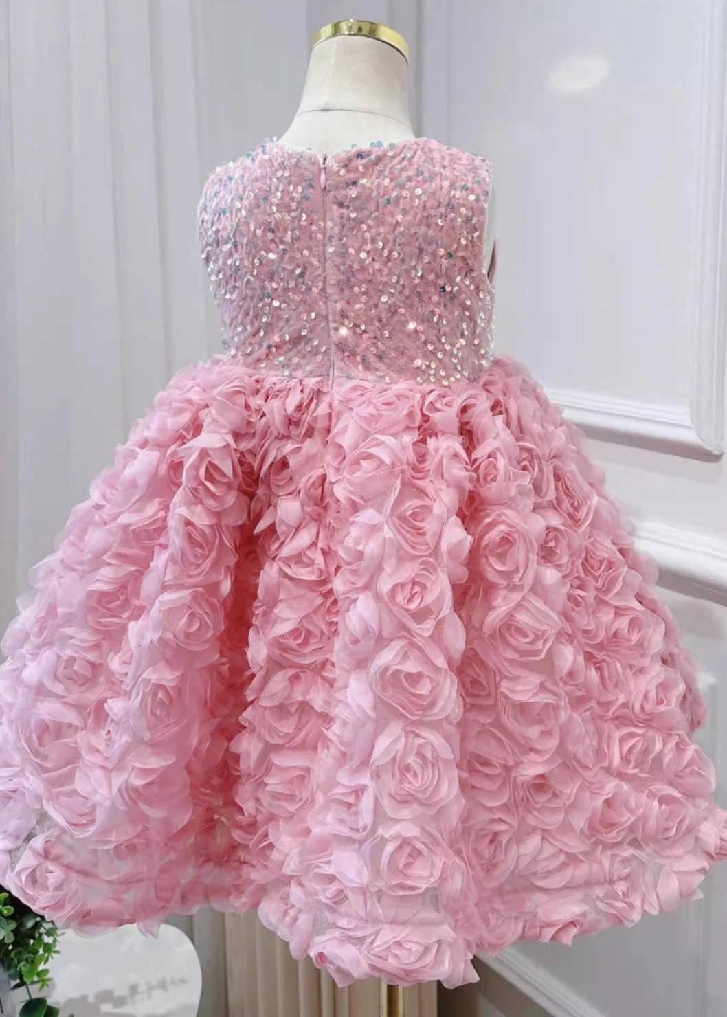 Beautiful Pink Tulle Patchwork Sequins Girls Long Dress Sleeveless - Image 3