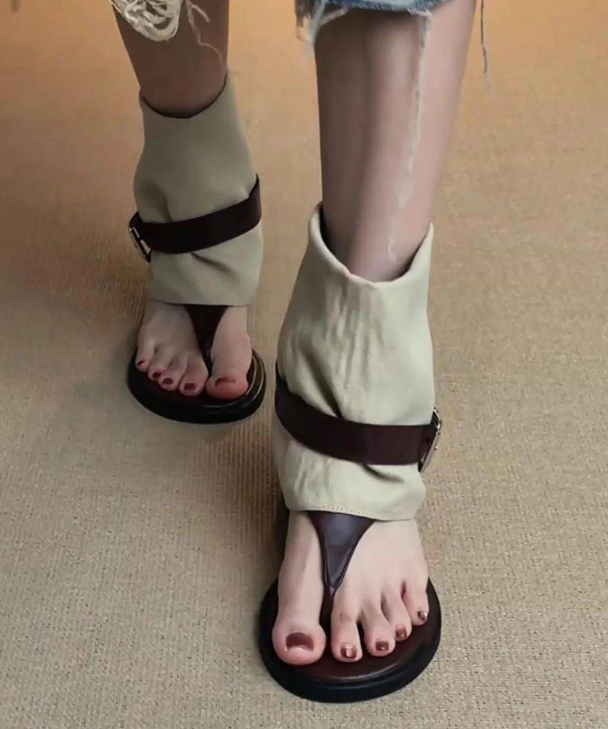 Beautiful Wedge Flip Flops Boots Brown Sheepskin - Image 5