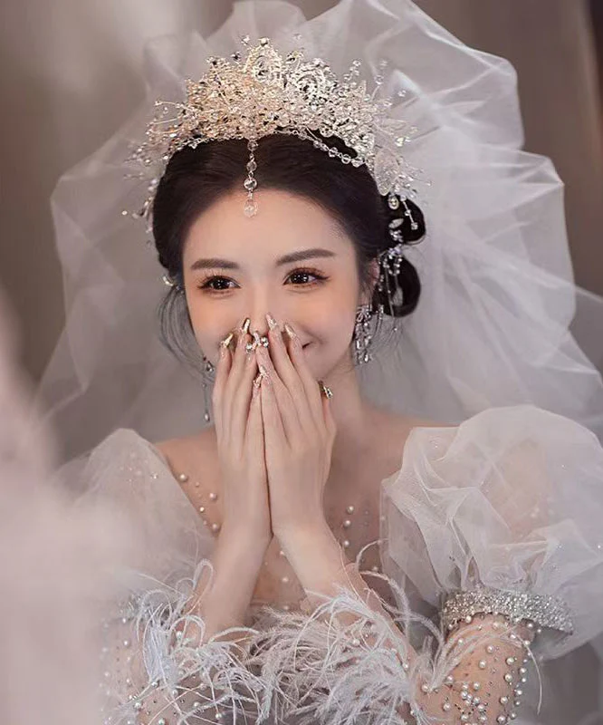 Beautiful White Alloy Zircon Crystal Tassel Drop Earrings And HairPiece Two-Piece Set - Image 3