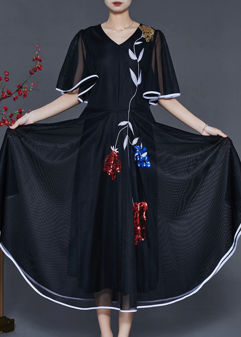 Black Silk Party Dress Embroidered Exra Large Hem Summer - Image 2