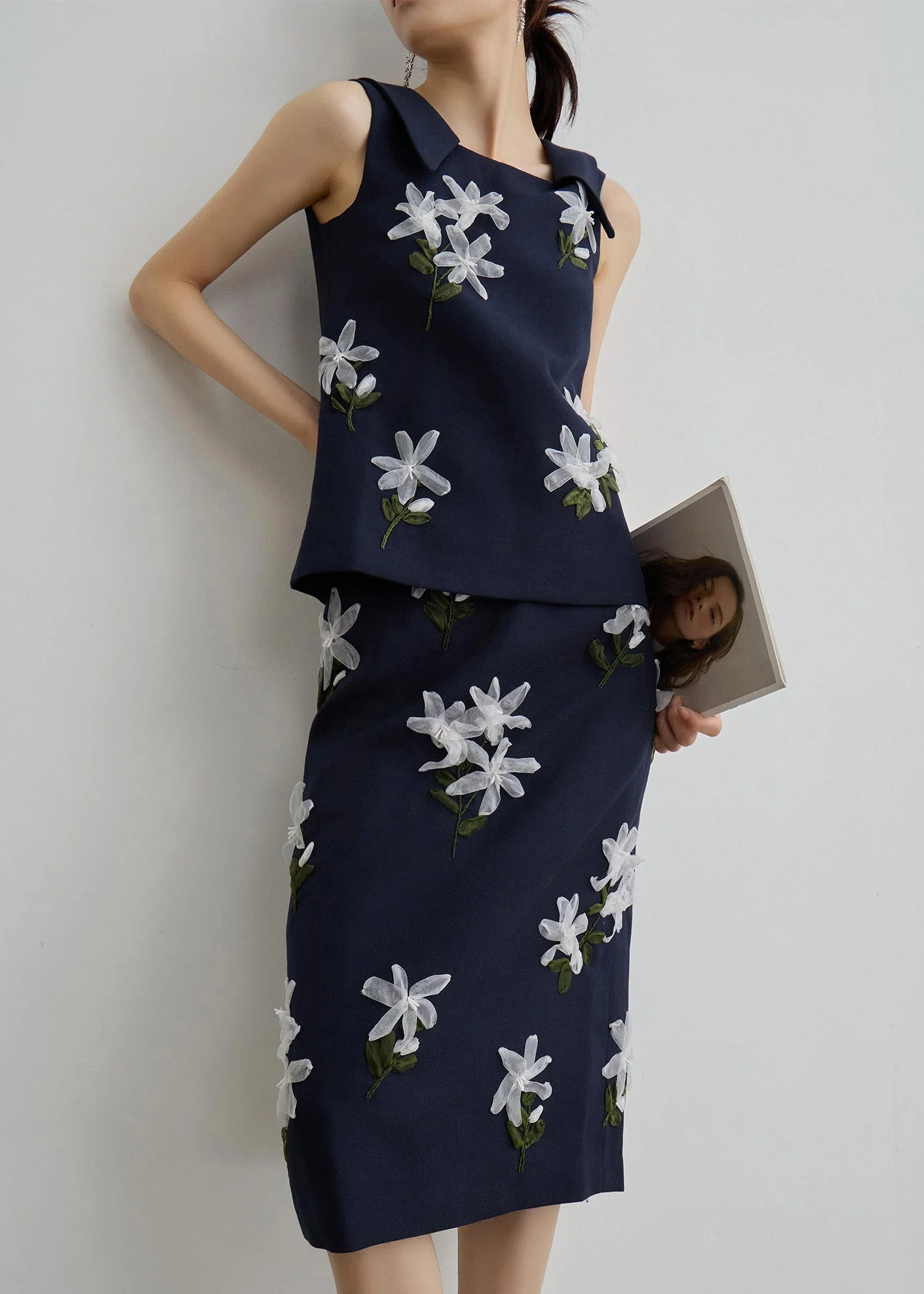 Bohemian Navy Floral Vest And Maxi Skirts Two Piece Set Sleeveless - Image 2