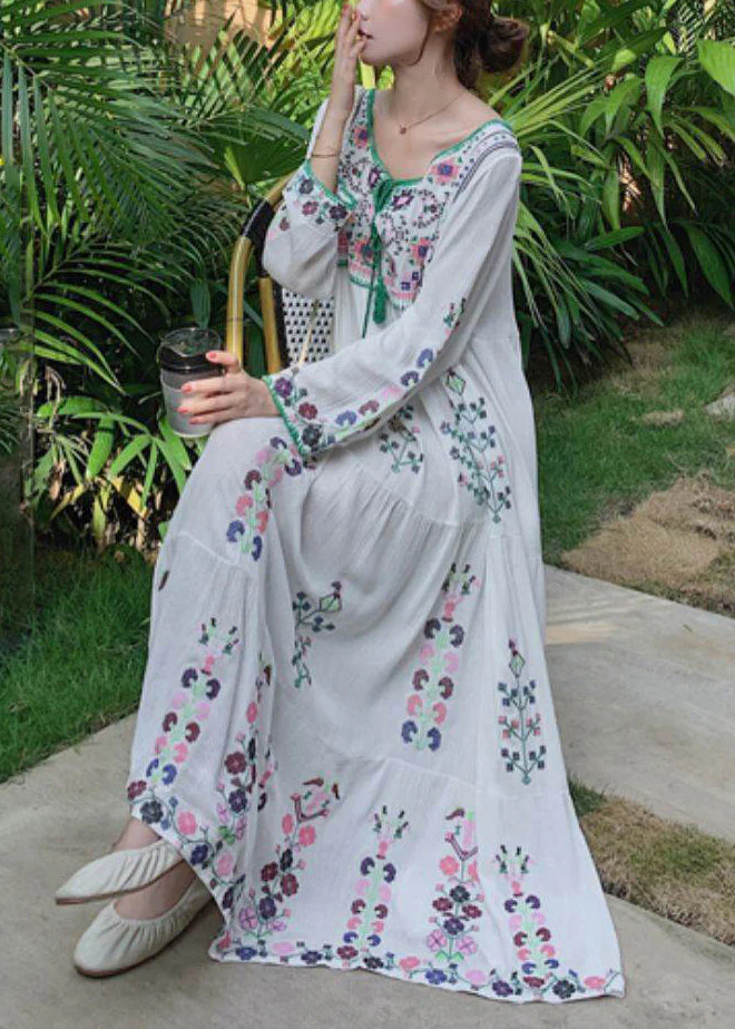 Bohemian White O-Neck Embroideried Floral Cotton Holiday Dresses Long Sleeve - Image 3