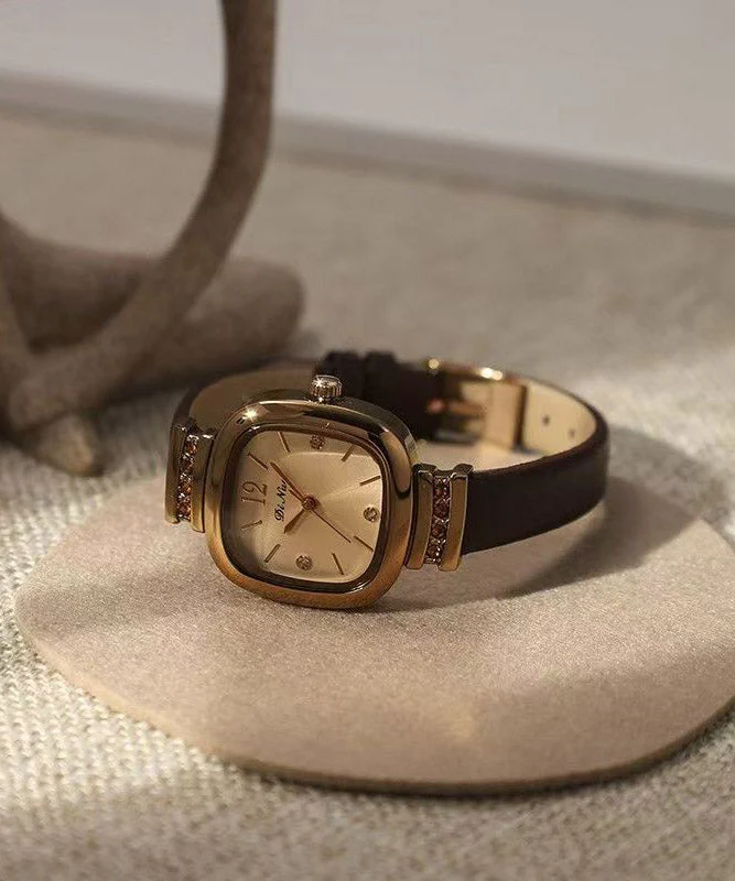 Boutique Alloy Patchwork Leather Quartz Movement Tempered Glass Watches - Image 4