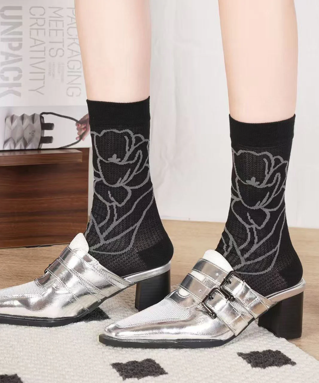 Boutique Jacquard Thin Breathable Cotton Mid Calf Socks - Image 3
