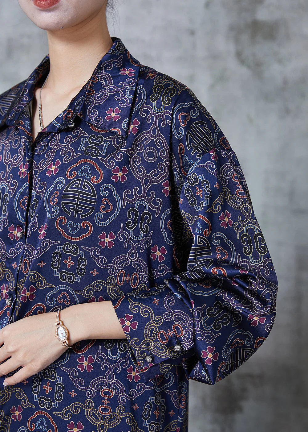 Boutique Navy Oversized Print Silk Shift Dress Spring - Image 5