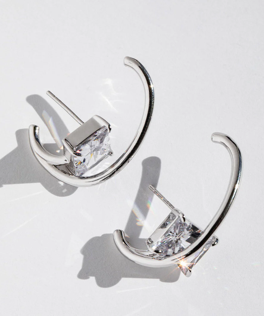 Boutique Silk Metal Line Zircon Stud Earrings - Image 4