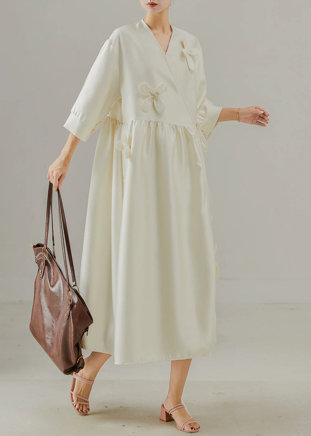 Boutique White Three-dimensional Floral Lace Up Silk Dress Summer - Image 3