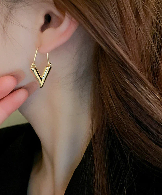 Brief Gold Metal Alloy V-Shaped Hoop Earrings - Image 3