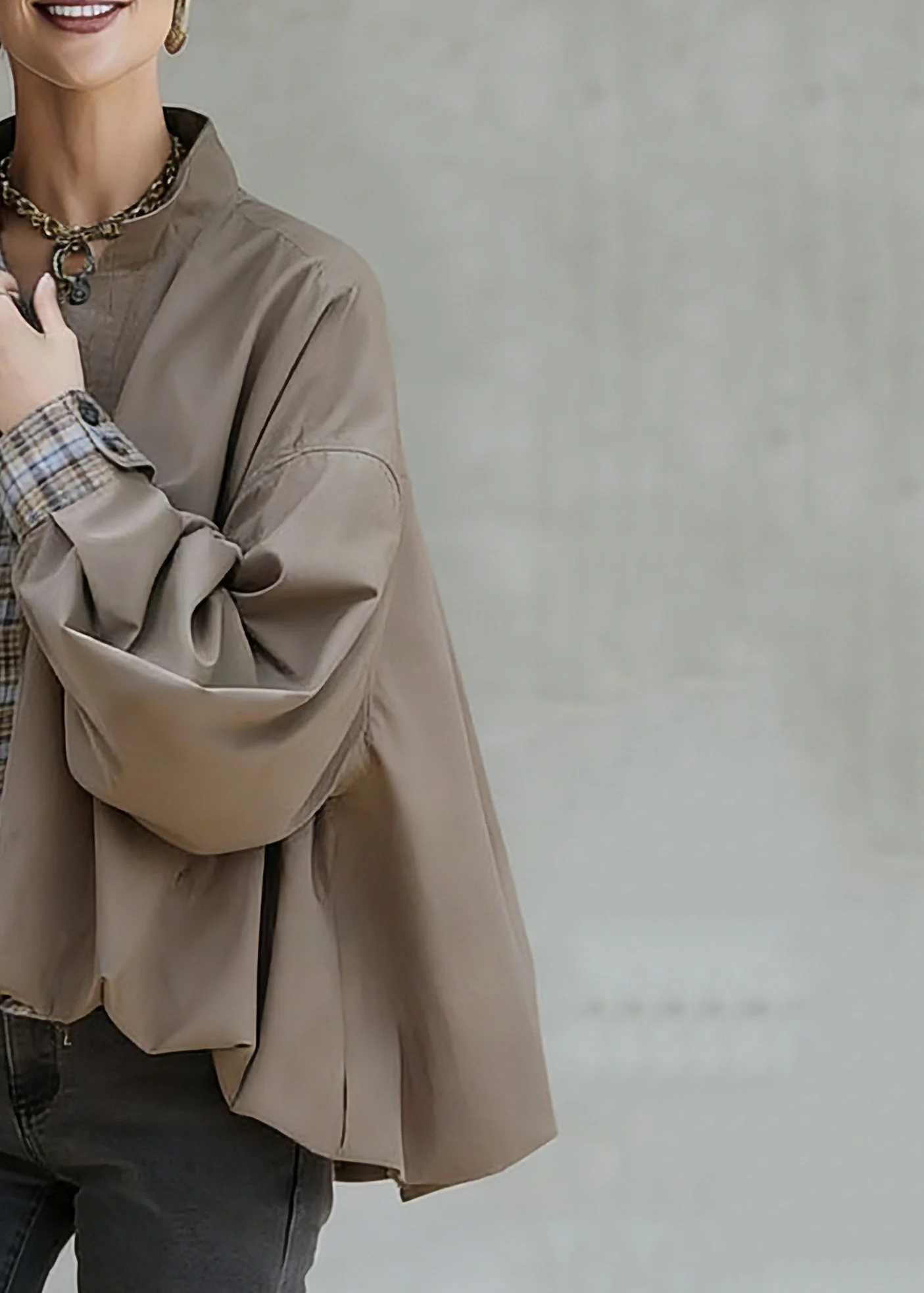 Casual Khaki Stand Collar Pockets Patchwork Low High Design Coat Spring - Image 4