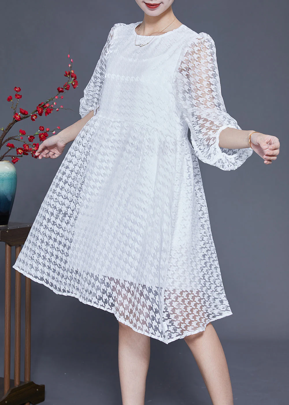 Casual White Hollow Out Exra Large Hem Tulle Maxi Dress Puff Sleeve - Image 2