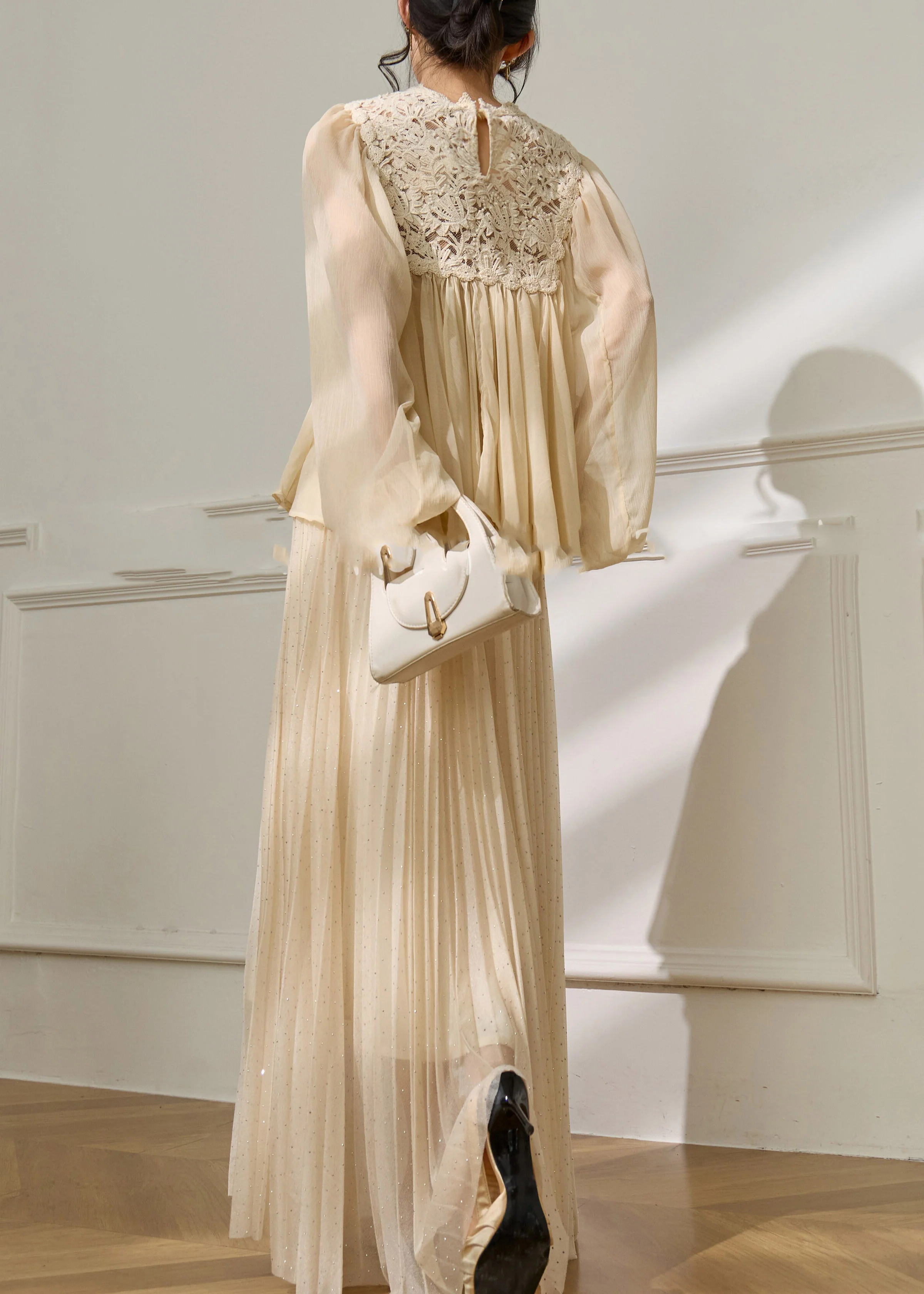 Chic Beige Lace Patchwork Top And A Line Skirts Two Pieces Set Spring - Image 5