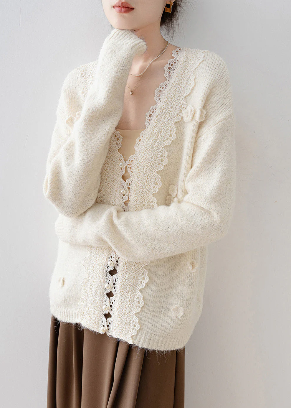 Chic Beige V Neck Lace Button Knit Cardigan Spring - Image 3