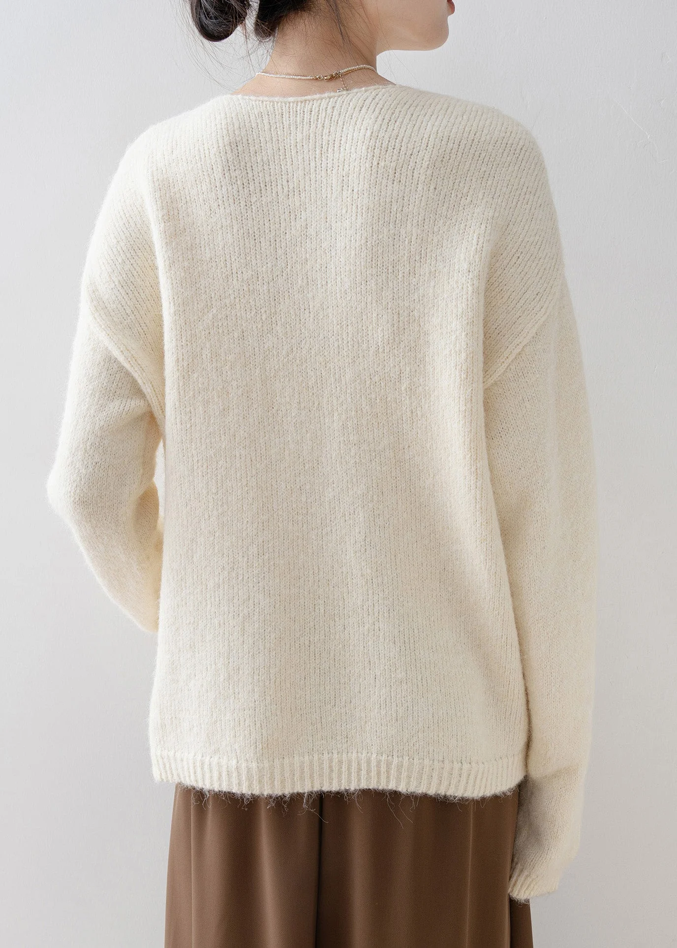 Chic Beige V Neck Lace Button Knit Cardigan Spring - Image 5