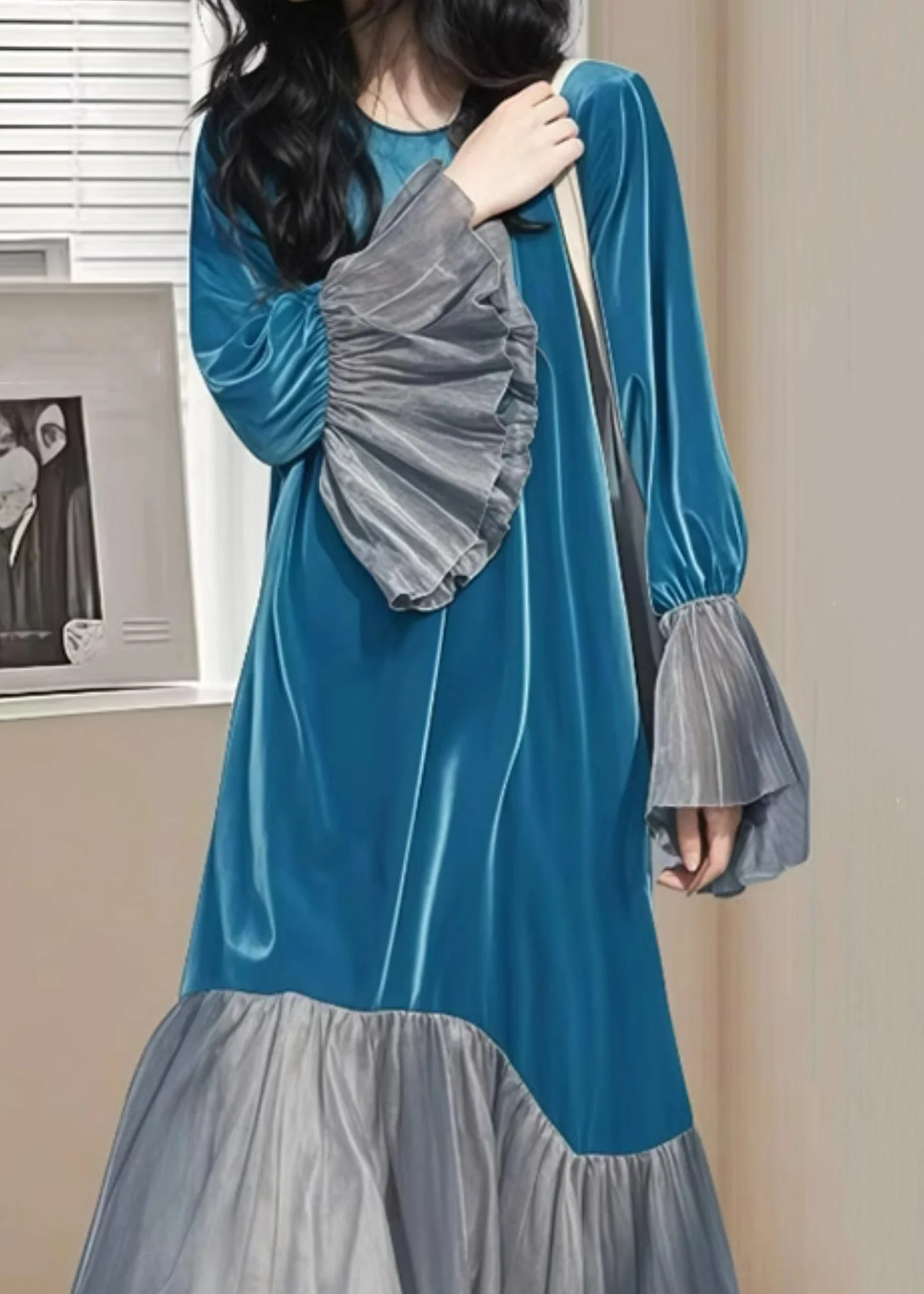 Chic Blue Wrinkled Patchwork Silk Velvet Long Dress Flare Sleeve - Image 5