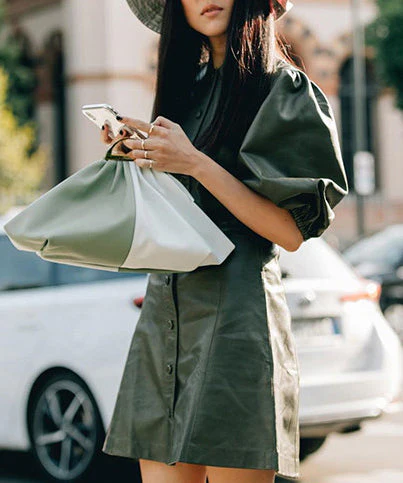 Chic Colorblock Fan-shaped Faux Leather Tote Handbag - Image 2