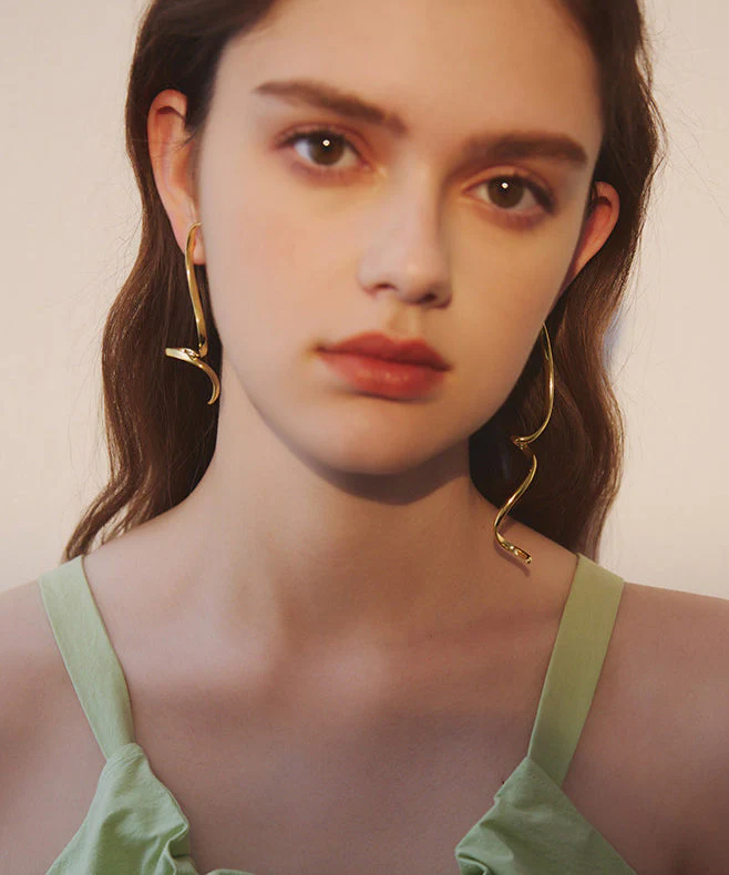 Chic Golden Low High Design Bend Design Metal Drop Earrings - Image 2