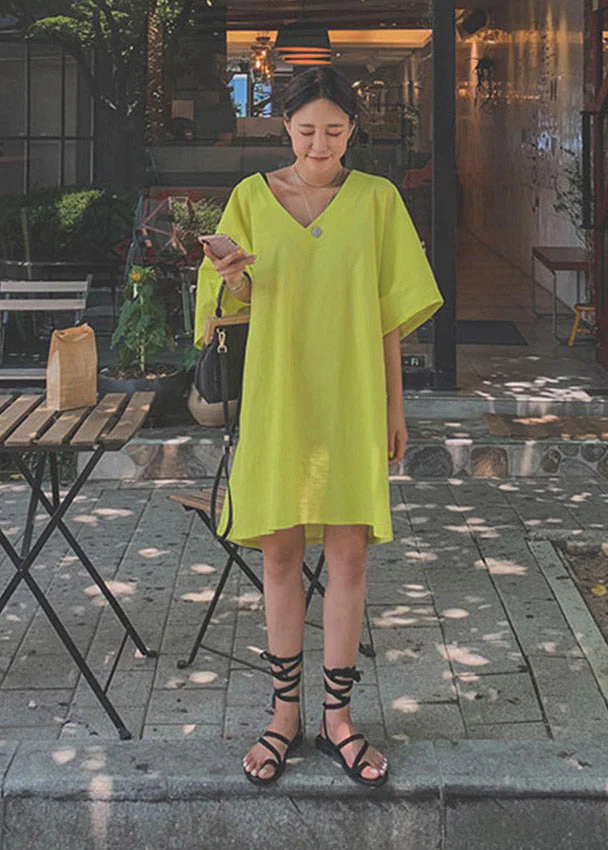 Chic Green V Neck Linen Mid Dresses Half Sleeve - Image 3