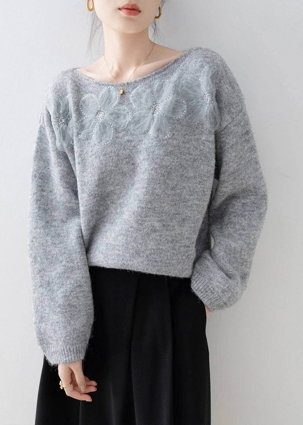 Chic Grey O Neck Floral Sequins Knitted Sweaters Spring - Image 2