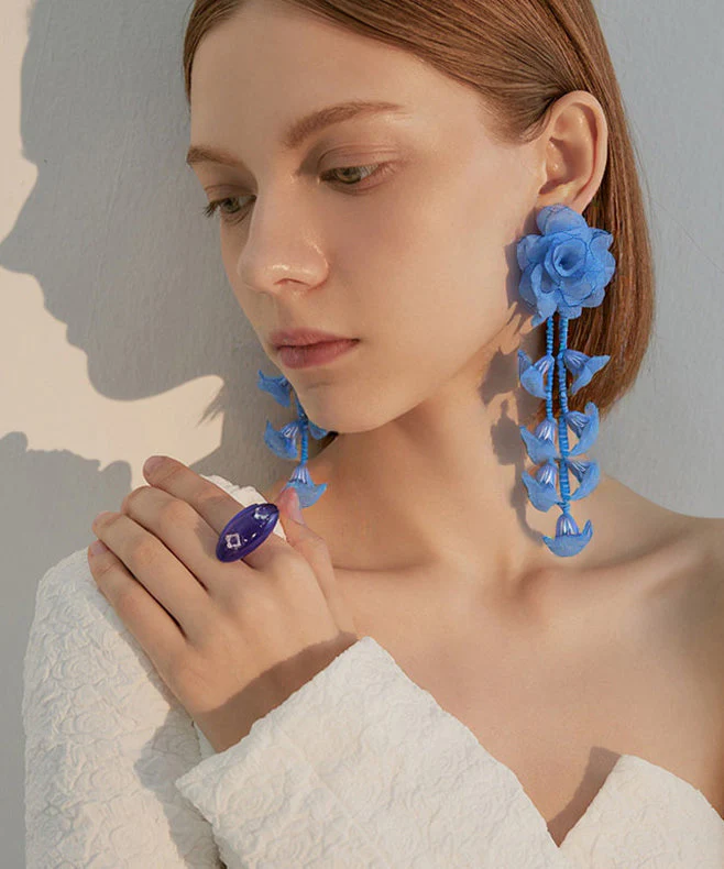 Chic Lavender Flower Tasseled Drop Earrings - Image 3