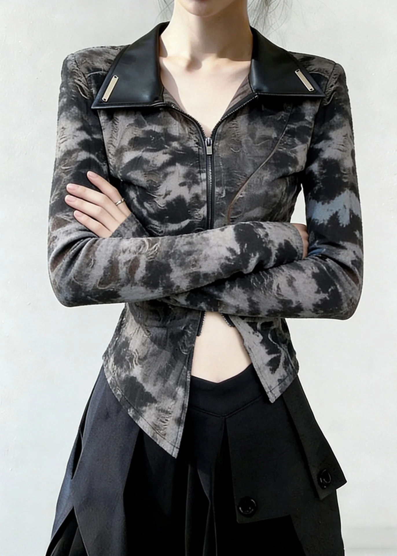 Chic Peter Pan Collar Tie Dye Zippered Faux Leather Patchwork T Shirts Spring - Image 2
