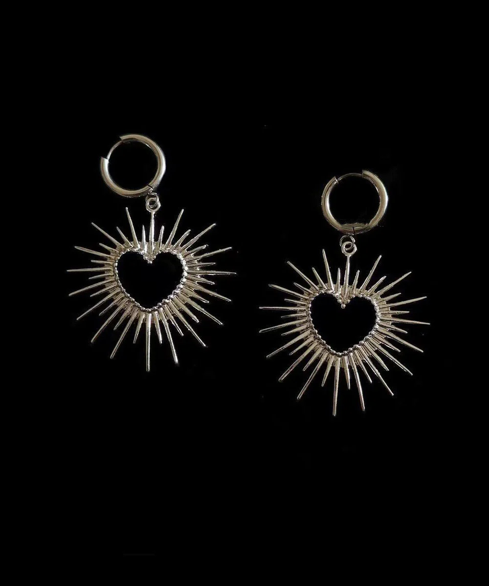 Chic Silk Alloy Hollow Out Love Hoop Earrings - Image 4