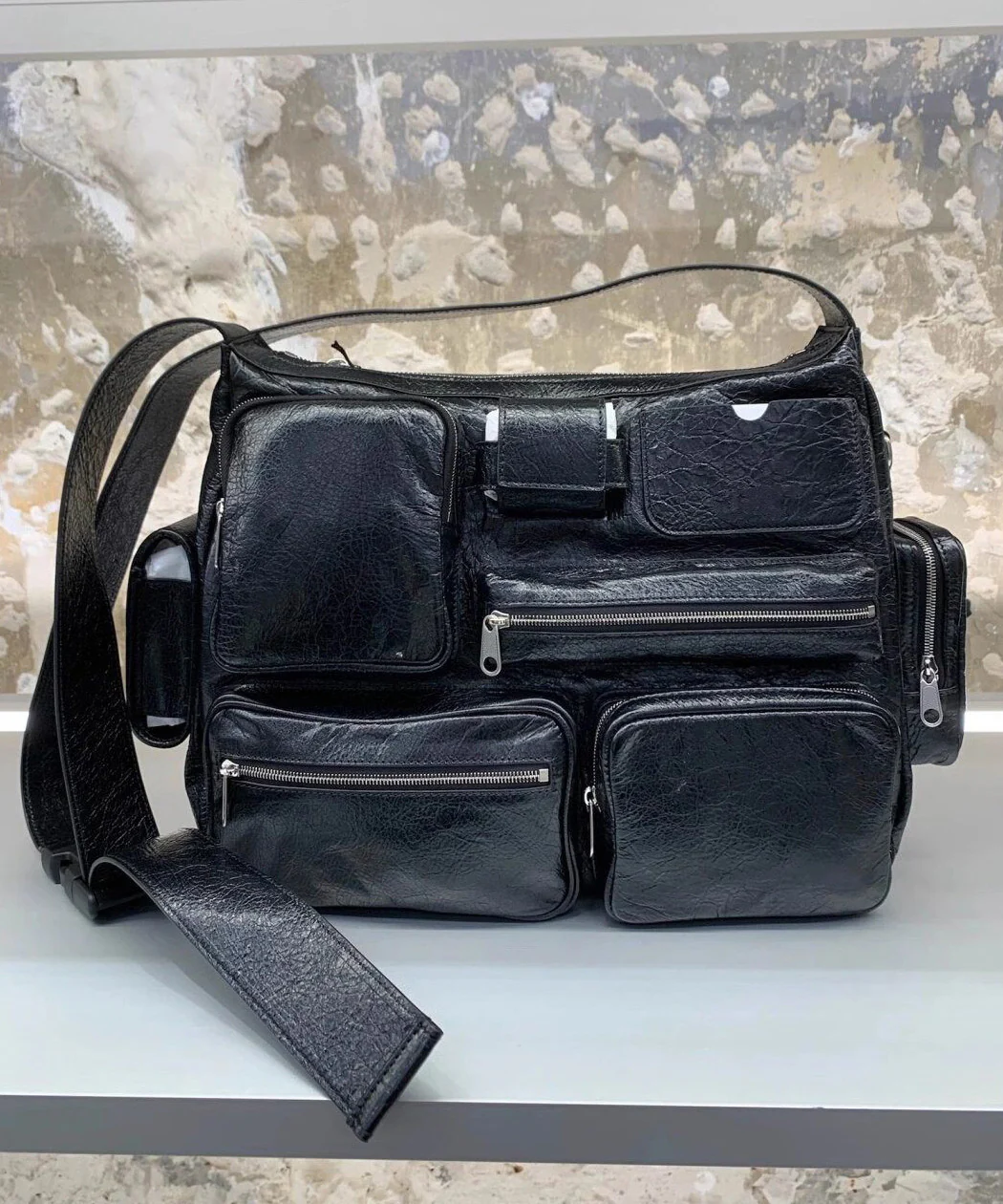 Chic Versatile Black Pockets Faux Leather CrossBody Bag - Image 2