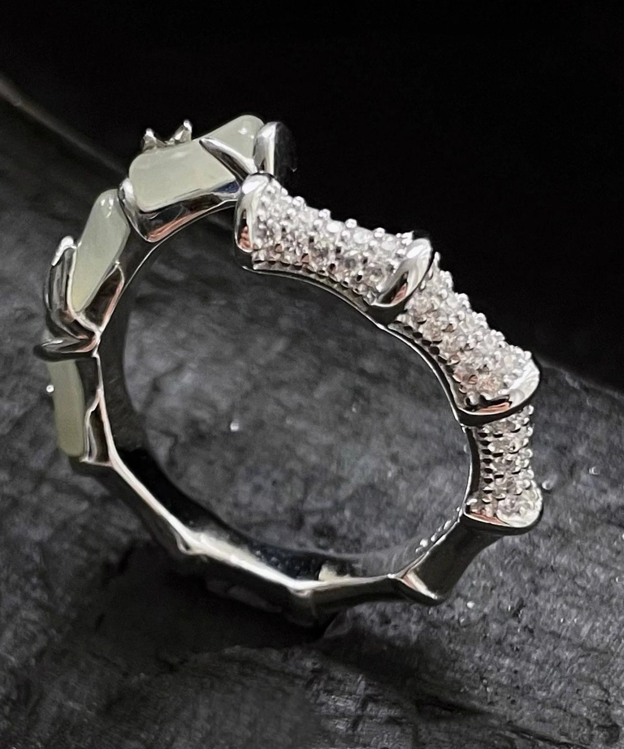 Chinese Style Bamboo Knot Jade Metal Rings - Image 5