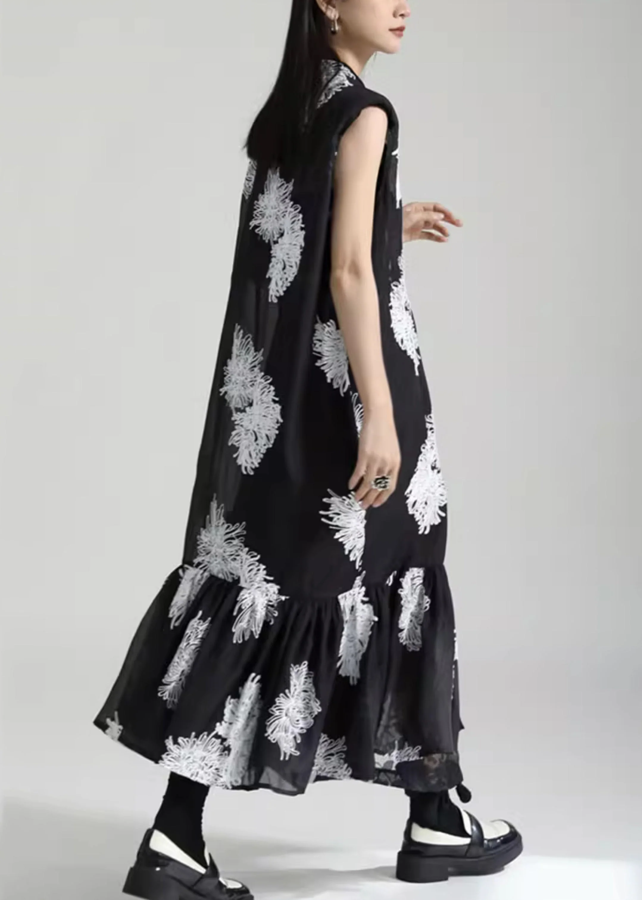 Chinese Style Black Stand Collar Embroideried Tulle Dresses Sleeveless - Image 4