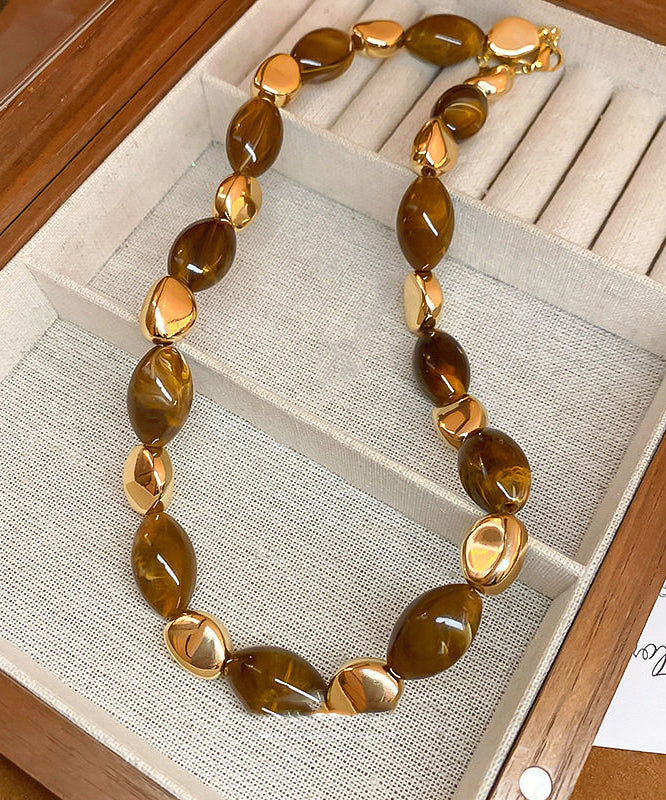 Classy Brown Elliptic Acrylic Collar Necklace - Image 5
